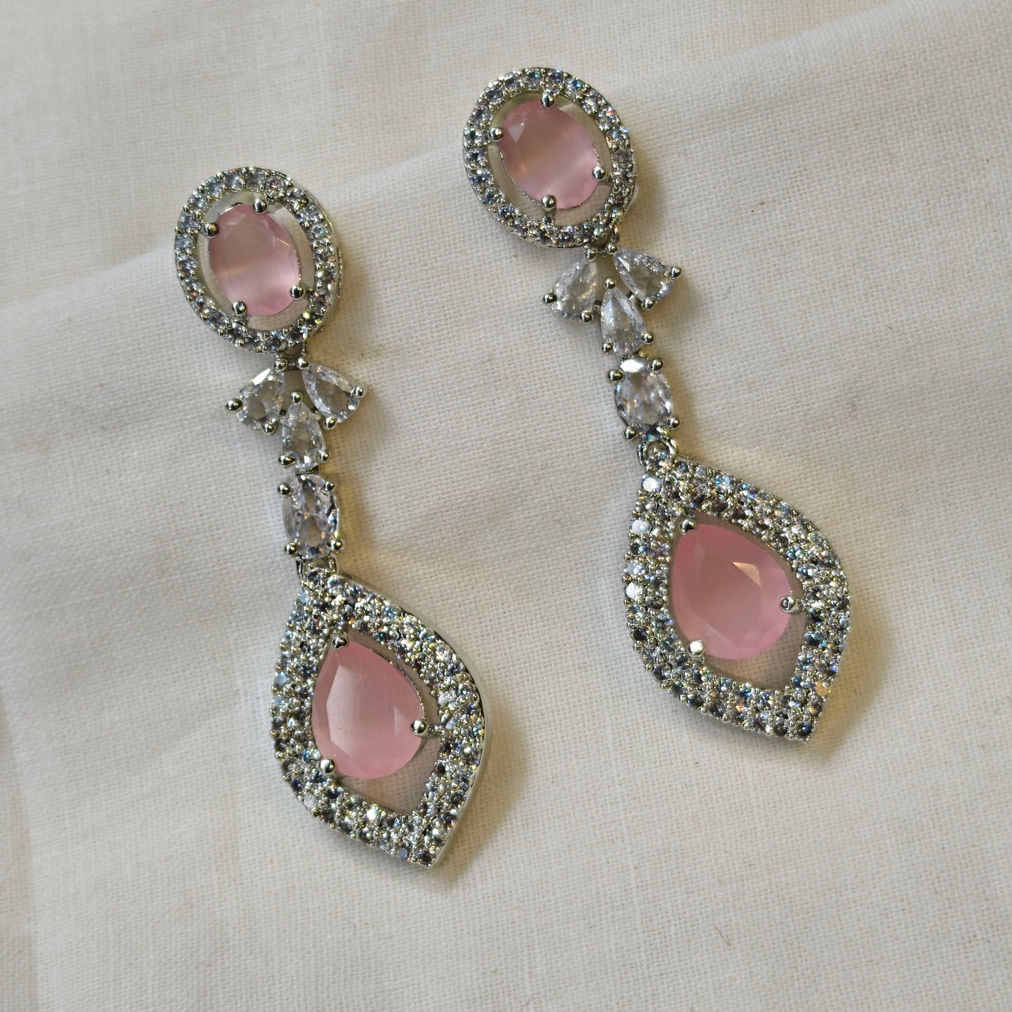 28949 platinum baby pink colour earrings